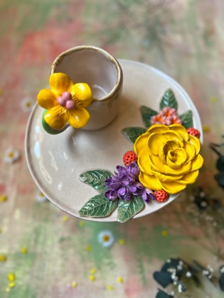 El Yapımı Tasarım Seramik Sarı Çiçekli Kupa Set