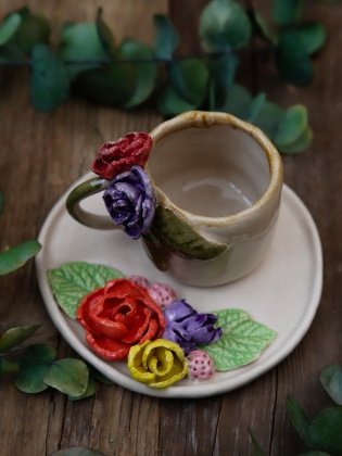 El Yapımı Tasarım Seramik Çiçekli Mug Set