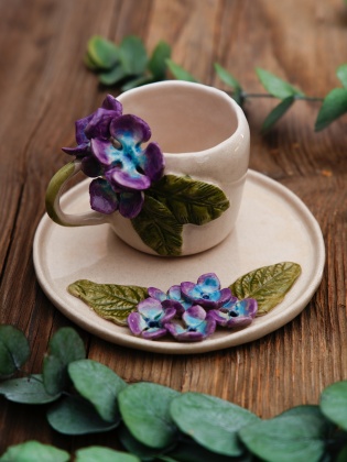 El Yapımı Tasarım Seramik Mug Set Mor Büyük Çiçekli