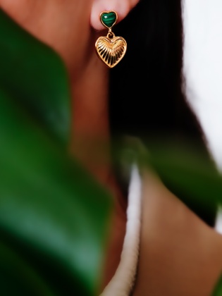 Handmade Design Silver Earrings With Malachite Stone