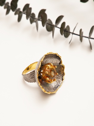 Handmade Design Silver Ring With Citrine Stone