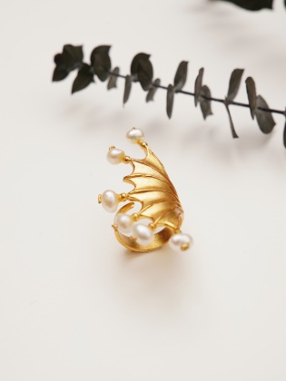 Handmade Design Brass Ring with Pearls