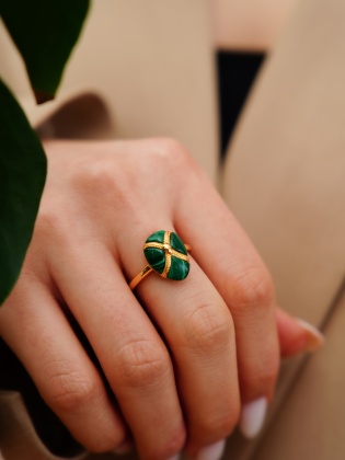 Silver Ring with Malachite Stone