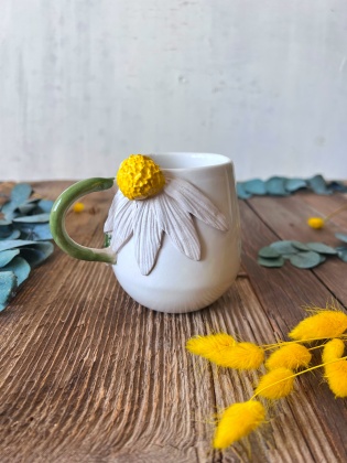 El Yapımı Seramik Papatyalı Mug