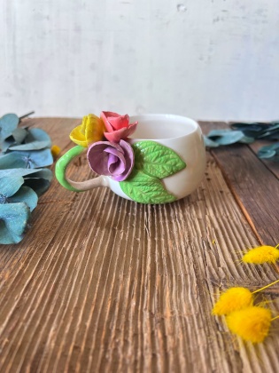El Yapımı Seramik Renkli Çiçekli Mug