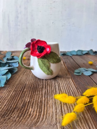 El Yapımı Seramik Mug Gelincikli
