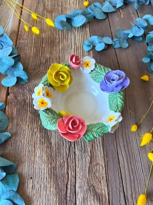 Small Bowl with Colorful Roses