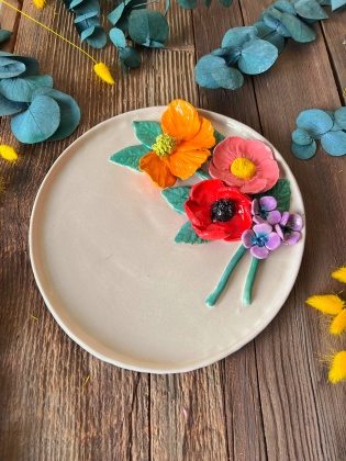 Big Plate with Colorful Bouquet Design