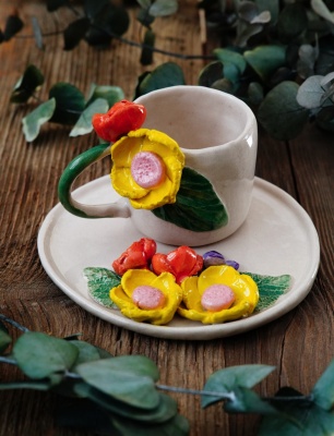 Handcraft Design Yellow Flower Ceramic Mug Set