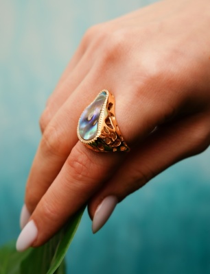 Handmade Design Silver Ring with Mother of Pearl