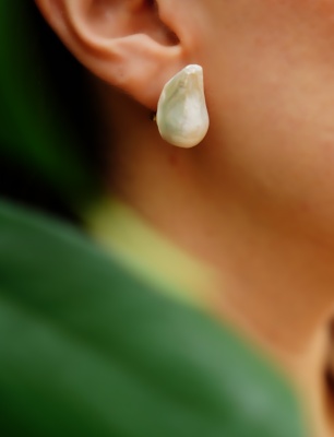 Handmade Design Gold Plated Silver Earring with Pearl