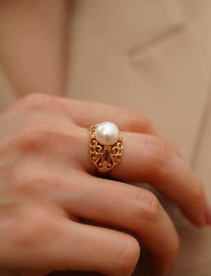 Handmade Design Silver Ring with Pearl