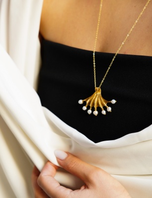 Handmade Gold Plated Brass Necklace with Pearl