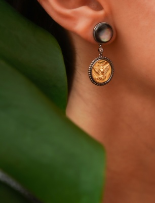 Handmade Design Silver Earrings With Mother of Pearl Stone