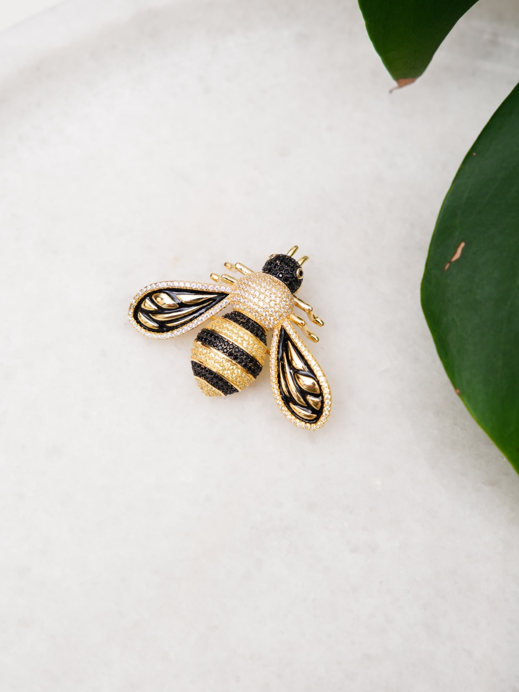 Handmade Design Silver Brooch With Bee Design