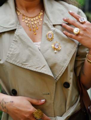 Handmade Silver Brooch with Cameo Design, Agate Stone and Pearl