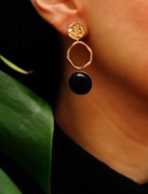 Handmade Design Silver Earrings With Onyx Stone
