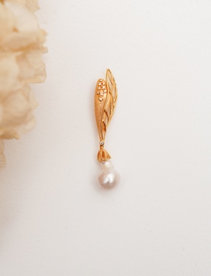 Handmade Design Silver Brooch Pearl