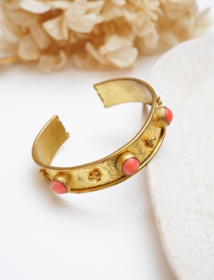 Handmade Gold Plated Brass Bracelet With Coral Stone