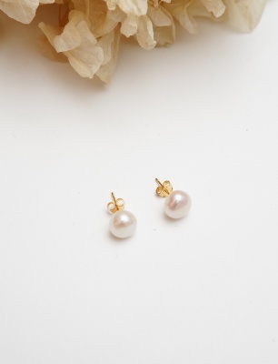 Silver Earrings with Pearl