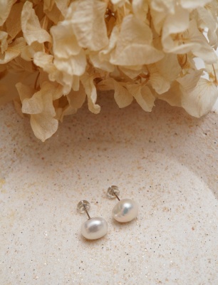 Silver Earrings with Pearls