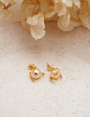Silver Earrings with Pearls