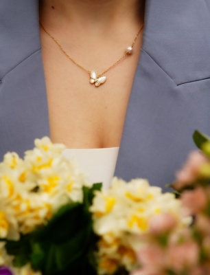 Pearl and Mother of Pearl Silver Necklace