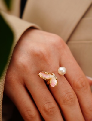 Silver Ring with Enamel Embroidered Pearl