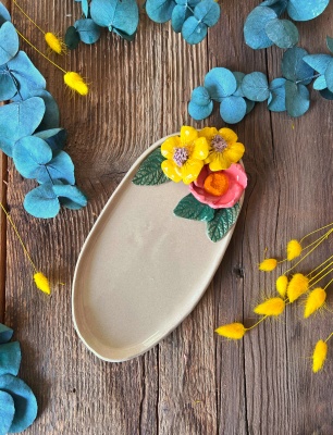 Big Oval Breakfast Plate with Yellow Flowers