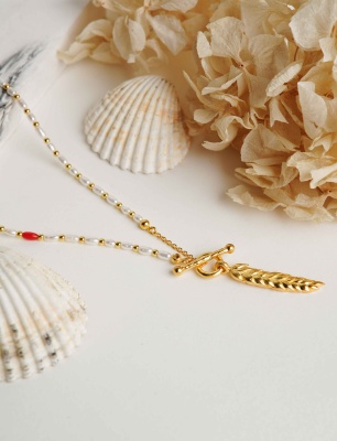 Silver Necklace with Pearl and Coral