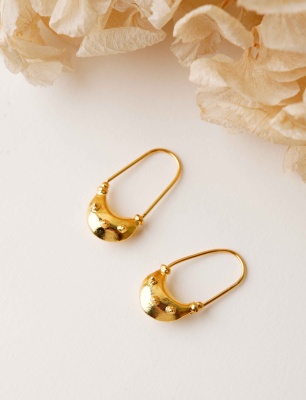 Silver Earrings with Antique Design