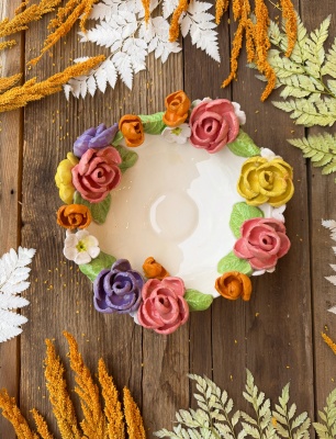 Middle Size Bowl with Roses