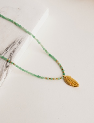 Yaprak Tasarım Yeşim Gümüş Kolye