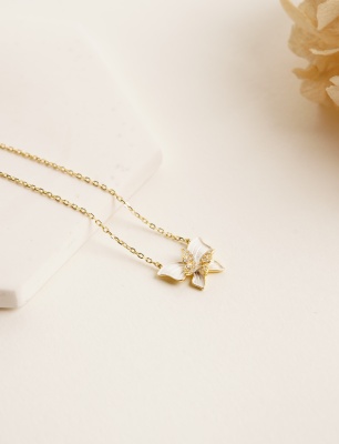 Kelebek Tasarım Gümüş Kolye