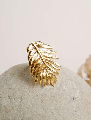 Brass Ring with Leaf Design