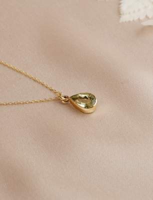 14K Gold Necklace with Quartz Stone